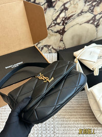 Le 57 Quilted Shoulder Bag