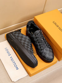 Low Top Sneakers