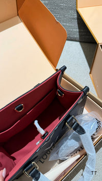 OnTheGo Tote Bag