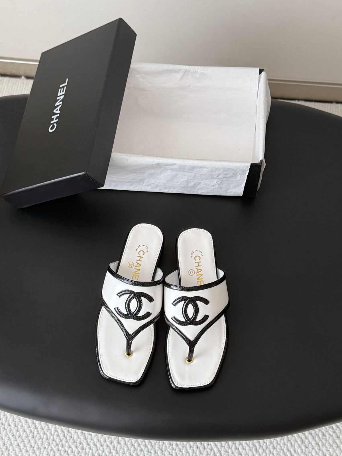 26B Thong Sandals