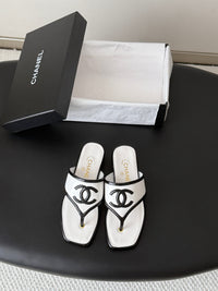 26B Thong Sandals