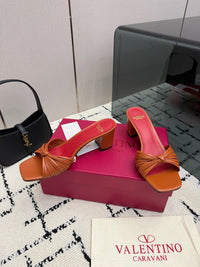26S Garavani Annet Mules