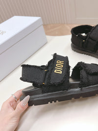 Dioract Sandals