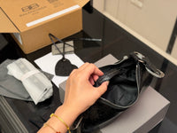 Le Cagole Shoulder Bag