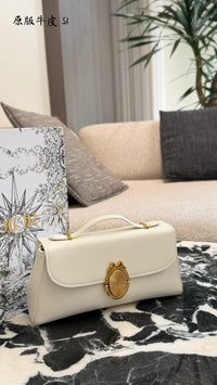 Médaillon Pouch