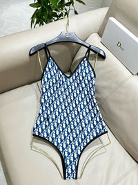 Logo One Piece Set