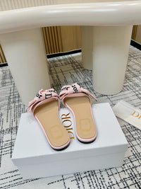J'Adior Slides