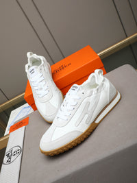 Trail Sneakers