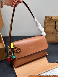 Chelsea Shoulder Bag