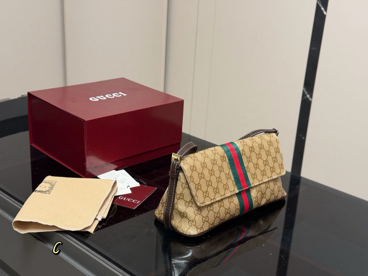 Madison Shoulder Bag