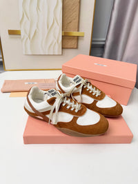 Gymnasium Sneakers