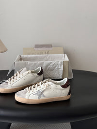 26S True Star Sneakers