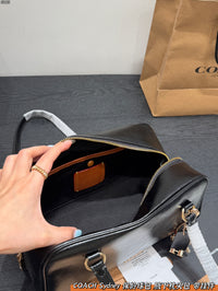 Sydney Shoulder Bag