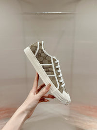 Low Top Sneakers