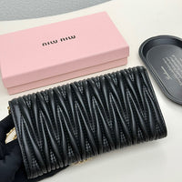 Matelassé Leather Wallet