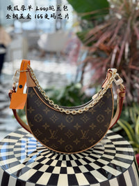 Loop PM Bag
