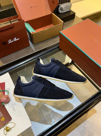Fast Walk Sneakers