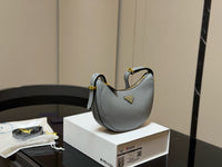 Arqué Shoulder Bag