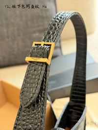 Le 5 à 7 Crocodile-effect Leather Shoulder Bag