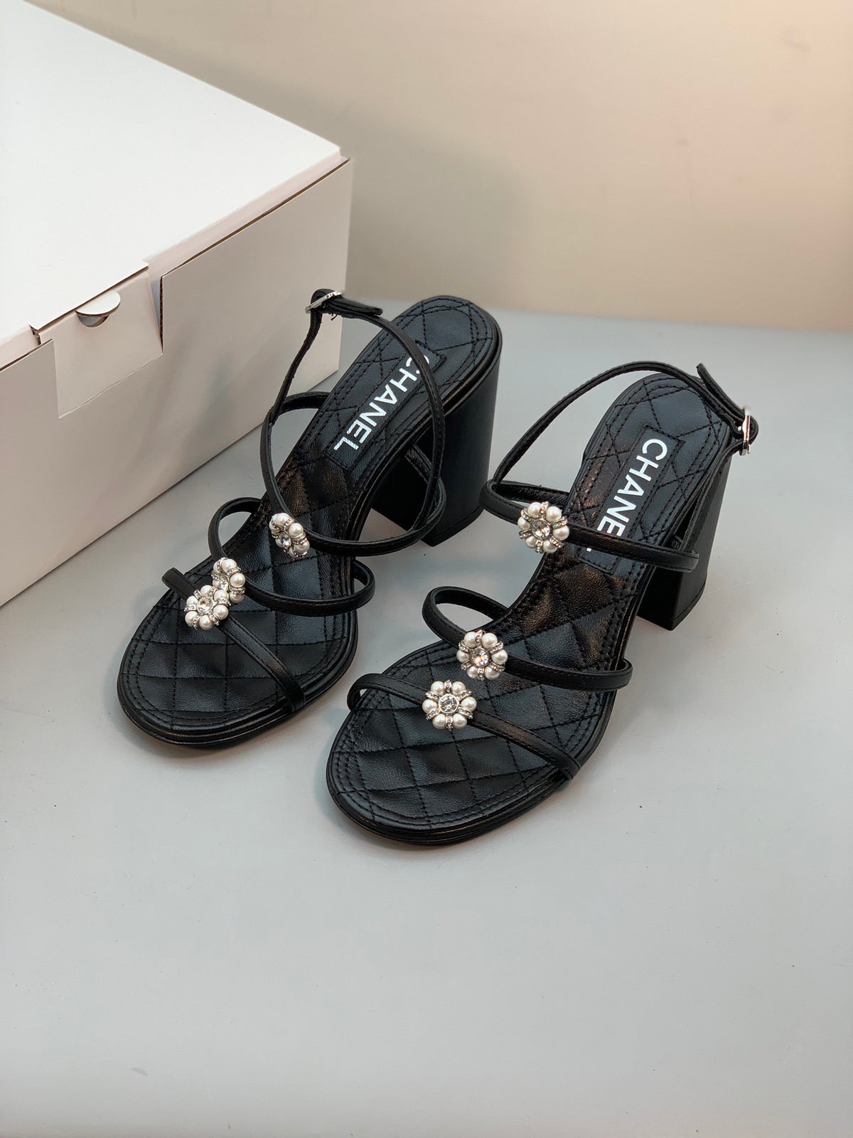 Pearl Flower Heel Sandals