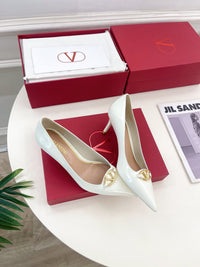 Garavani VLogo Patent Leather Pumps 6cm
