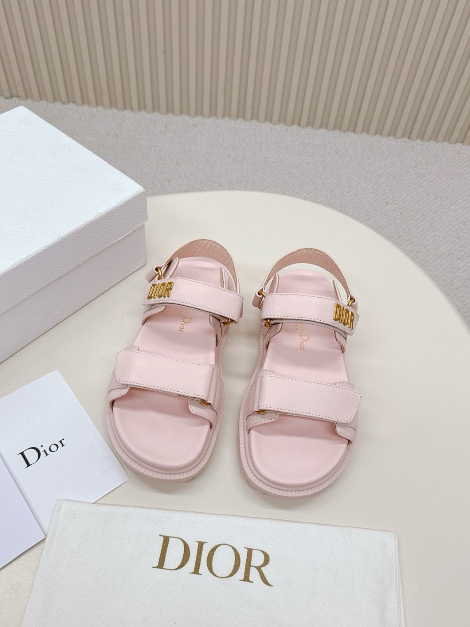 Dioract Sandals