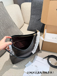Laurel Shoulder Bag