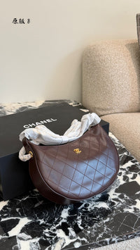 Hobo Shoulder Bag