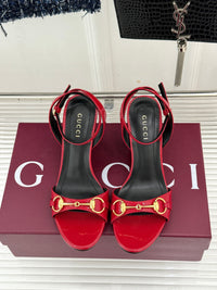 Donna Wedge Sandals