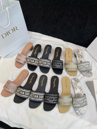 Dway Slide Sandals