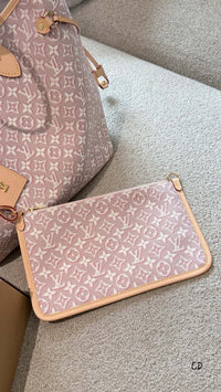 Neverfull MM Tote Bag