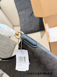 Laurel Shoulder Bag