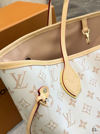 Neverfull MM Tote Bag