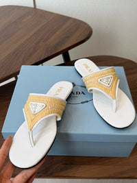 26S Leather Thong Sandals