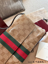 Madison Shoulder Bag