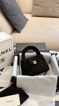 Kelly Re-Edition Bag