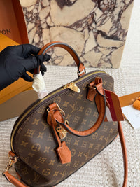 Alma Soft MM Celebration Bag