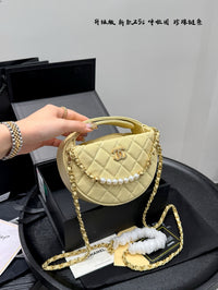 25S Pearl Chain Round Bag