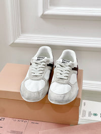 Gymnasium Sneakers