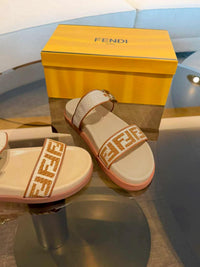Feel Slide Sandals