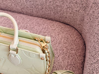 OnTheGo East-West Bag