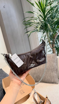 Caitlin Shoulder Bag