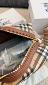 Check Travel Pouch