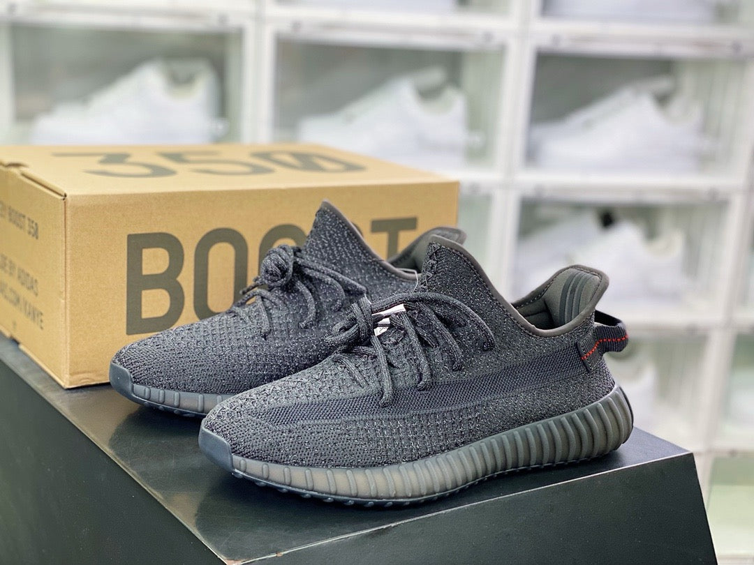 Yeezy Boost 350 V2 Black