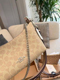 Caitlin 24 Shoulder Bag