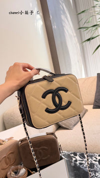 26B Vanity Bag