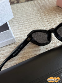 Signature B1U Sunglasses