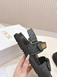 Dioract Sandals