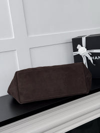 26C Suede Shopping Tote