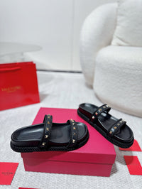 Garavani Rockstud Rope Flat Sandals